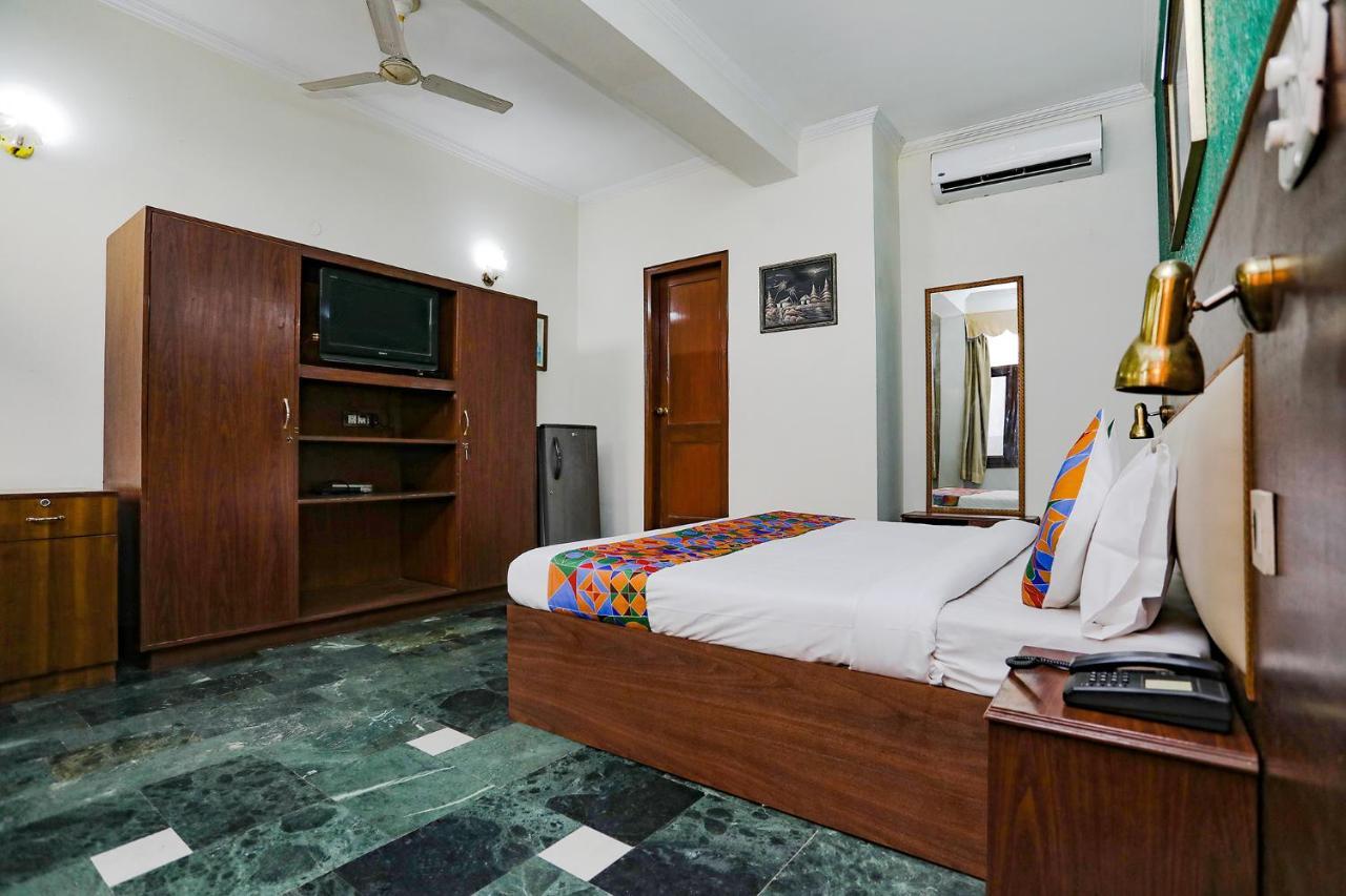 Fabexpress Primero I Gurgaon Exterior photo